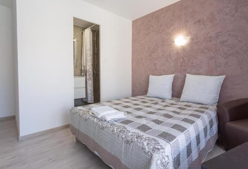 בית מלון כפרי Alizéa