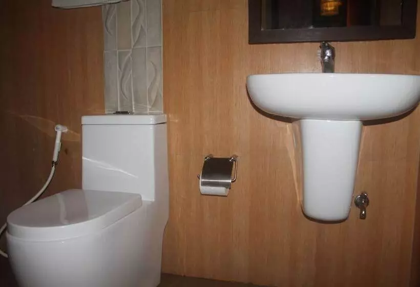 Отель Ava Gil Puyat