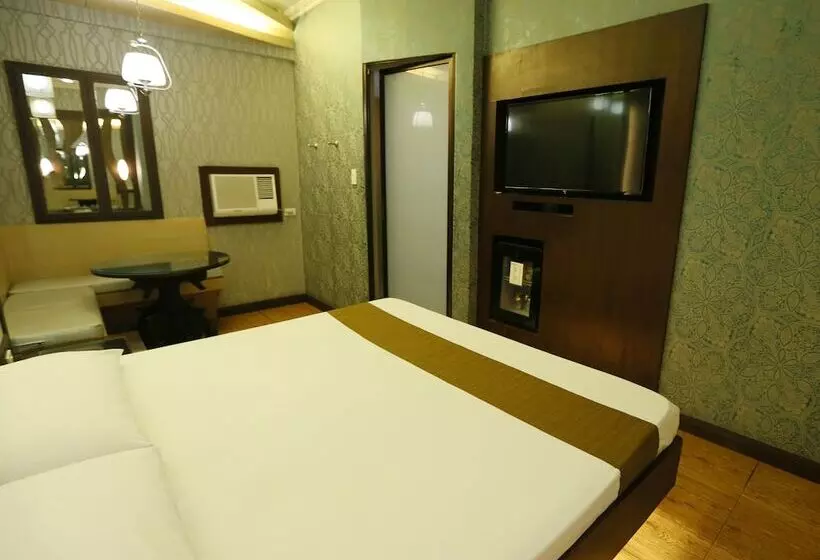 Отель Ava Gil Puyat