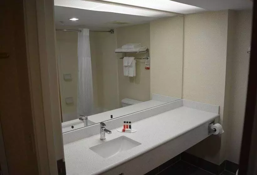 فندق Baymont By Wyndham Budd Lake