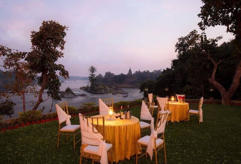 Hotel Bundelkhand Riverside