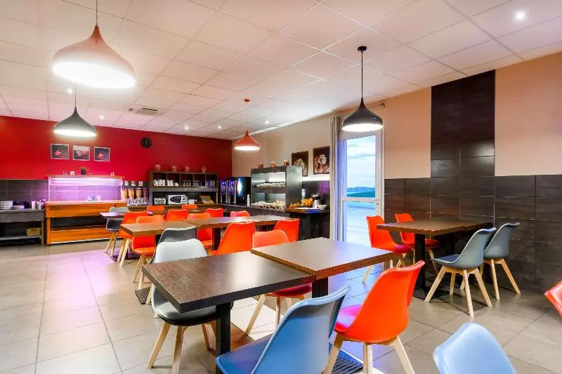 Comfort Hotel Dijon Sud   21600 Longvic