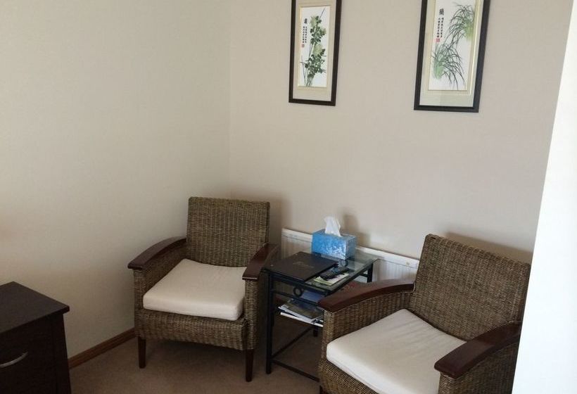 酒店 Harpers On The Beach