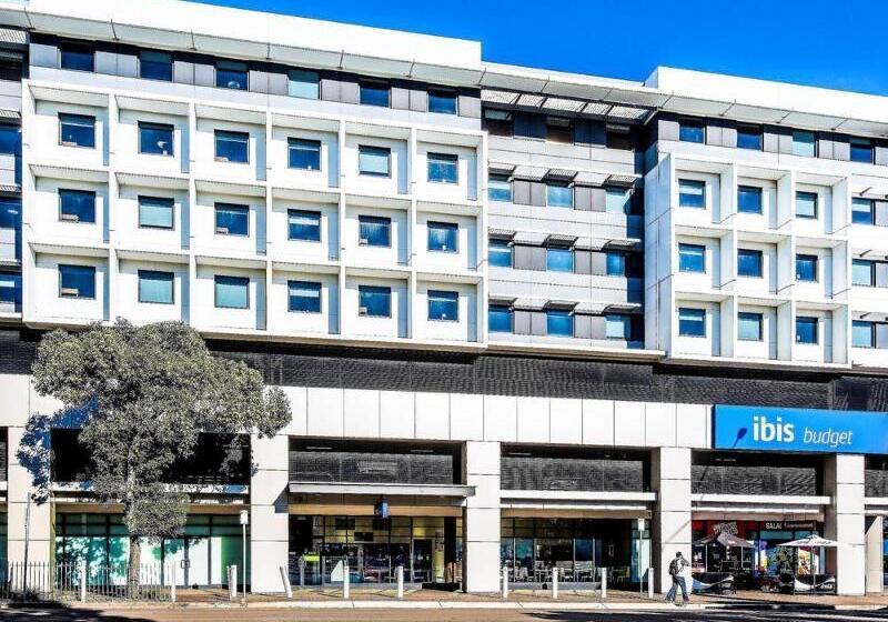 Отель Ibis Budget Sydney Olympic Park