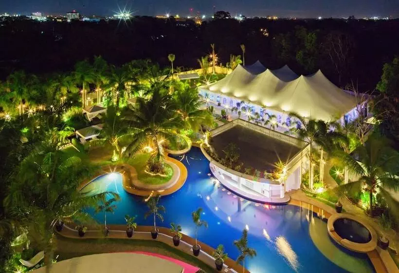 בית מלון כפרי Lewis Grand