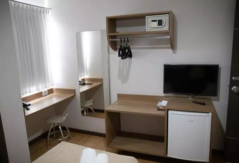 酒店 Maximus Business