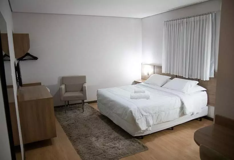 酒店 Maximus Business