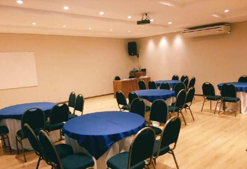 酒店 Maximus Business