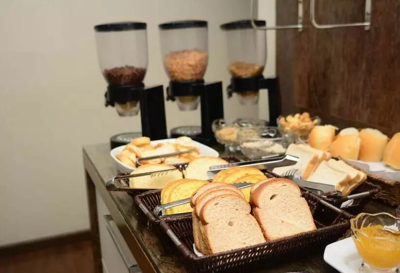 酒店 Maximus Business