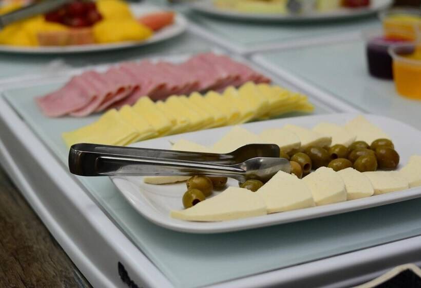 酒店 Maximus Business