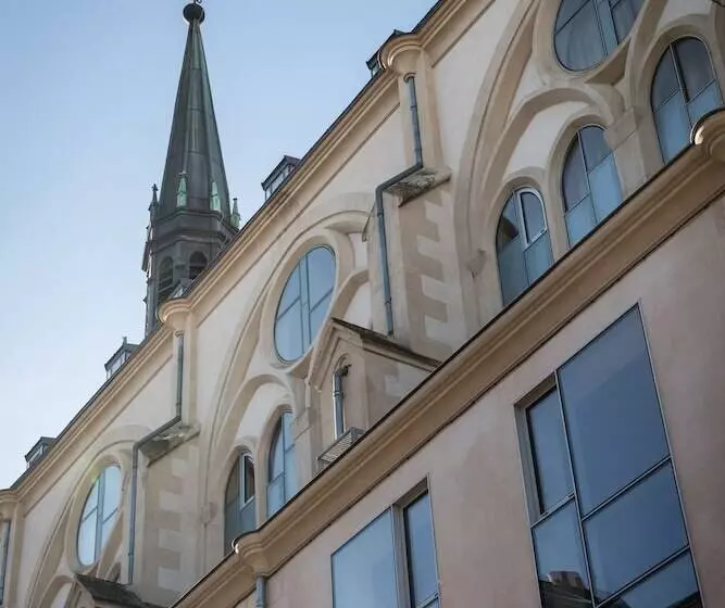 Отель Mercure Poitiers Centre