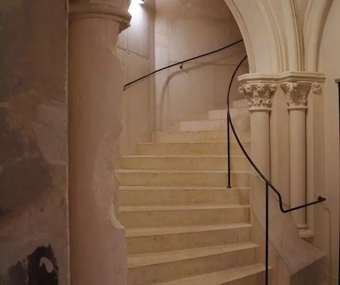 Отель Mercure Poitiers Centre