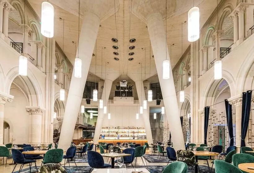 Отель Mercure Poitiers Centre