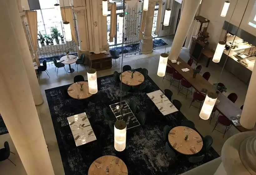 Отель Mercure Poitiers Centre