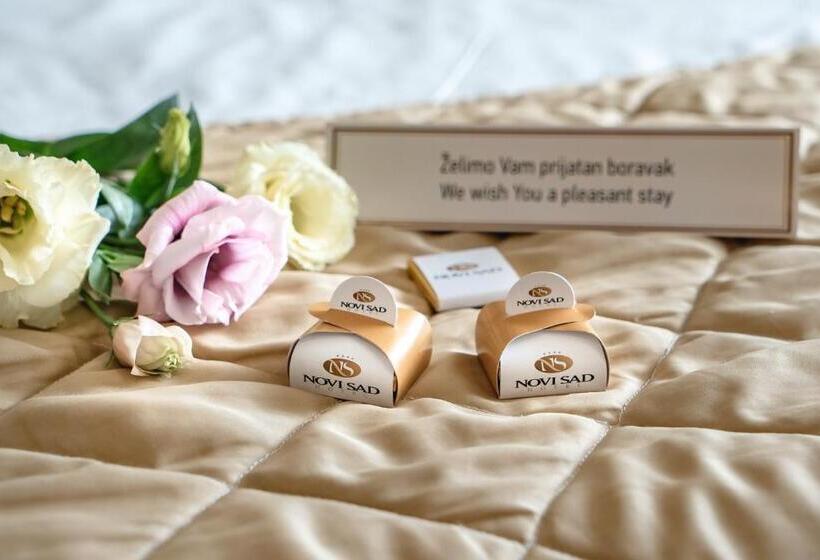 هتل Novi Sad