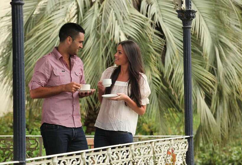 酒店 Peppers Craigieburn Resort