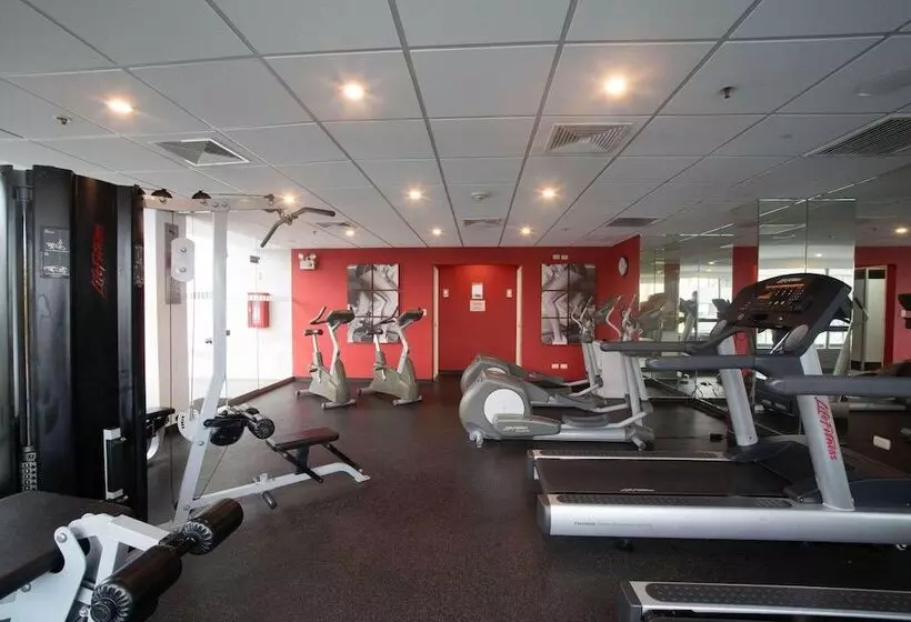 Radisson Hotel Decapolis Miraflores