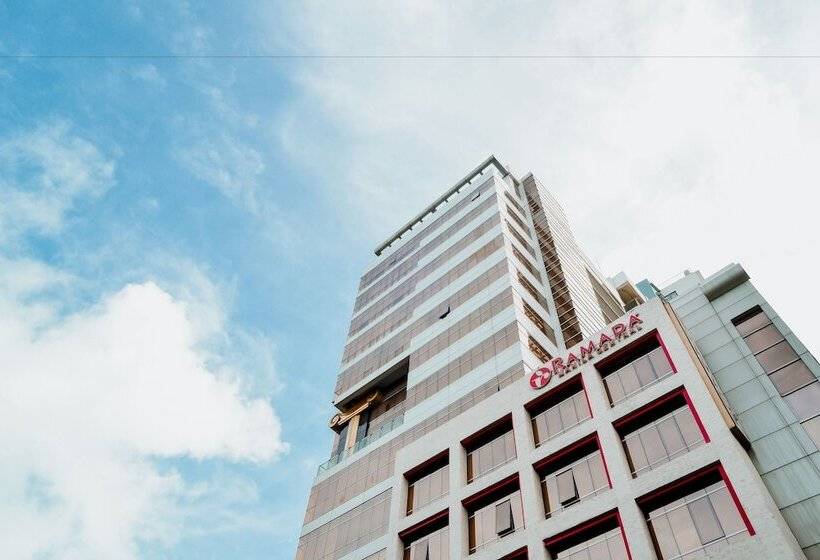 Hotell Ramada By Wyndham Manila Central