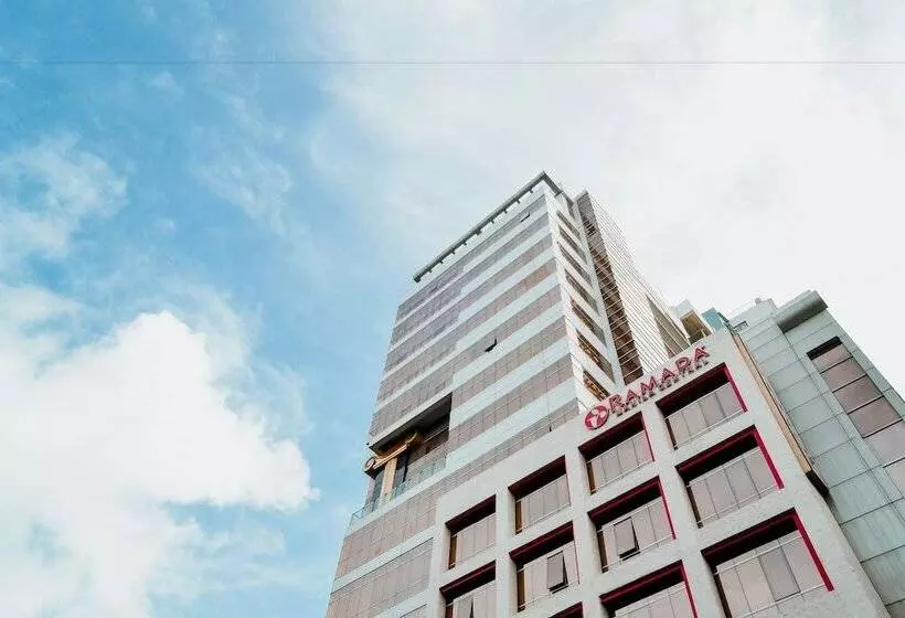 Hotel Ramada By Wyndham Manila Central
