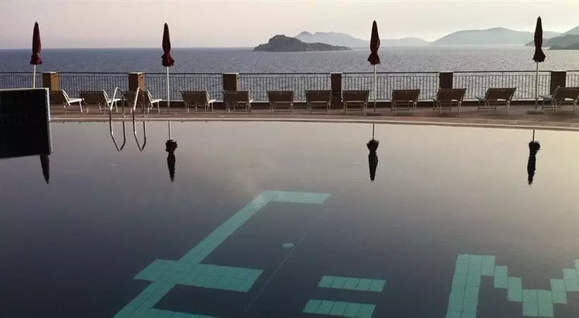 ホテル Rocce Rosse