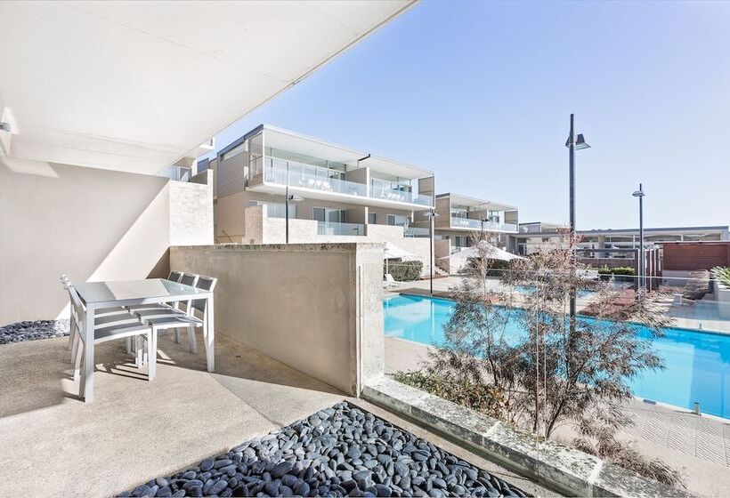 호텔 Smiths Beach Resort