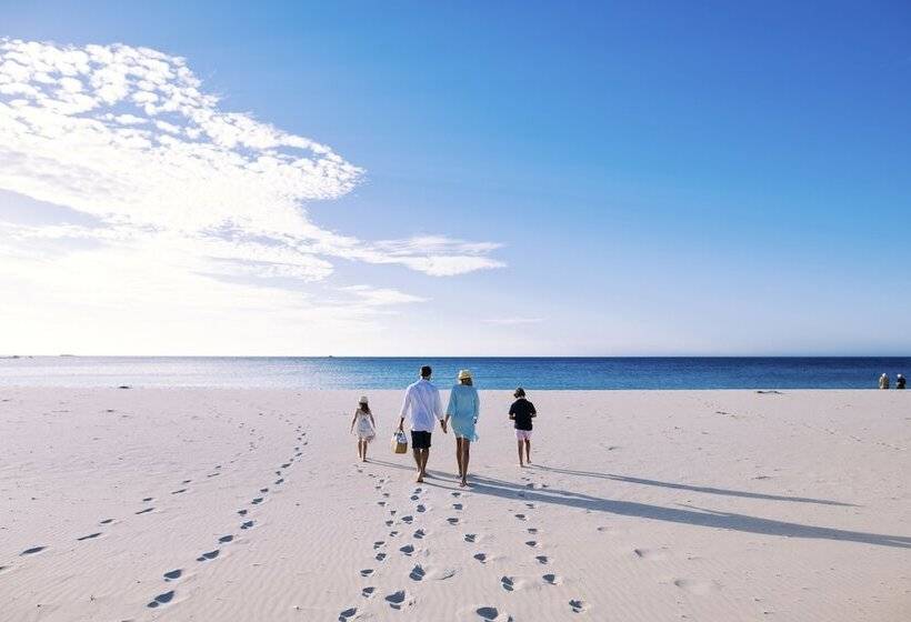 호텔 Smiths Beach Resort