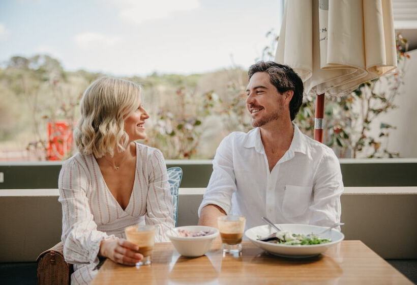 호텔 Smiths Beach Resort