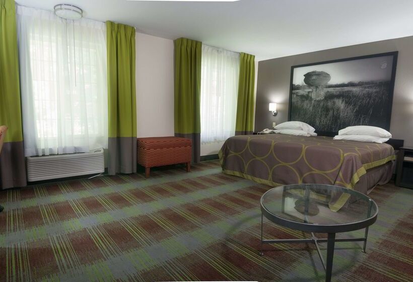 فندق Super 8 By Wyndham Arkansas City Ks
