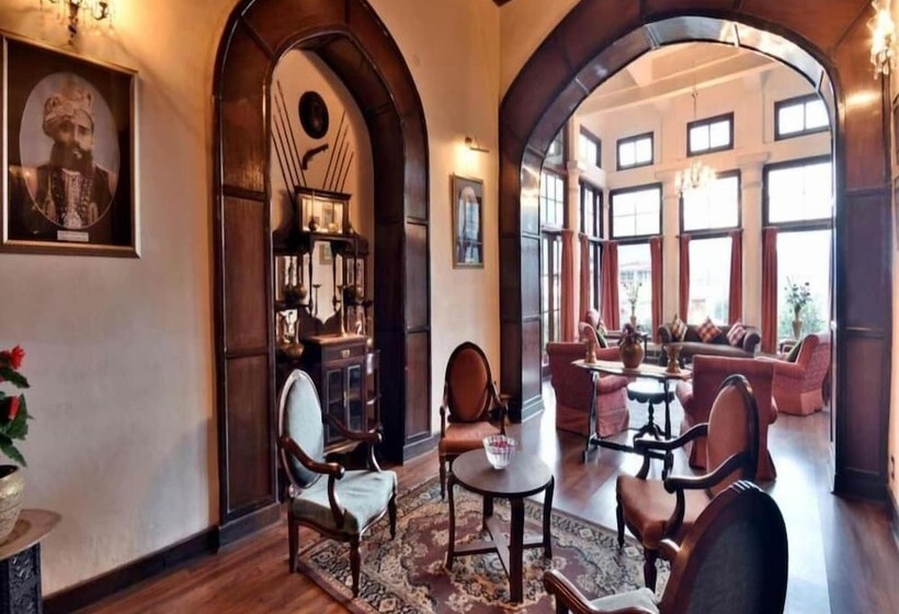 هتل The Palace Balvedere