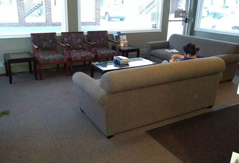 Отель Travel Inn Hearst