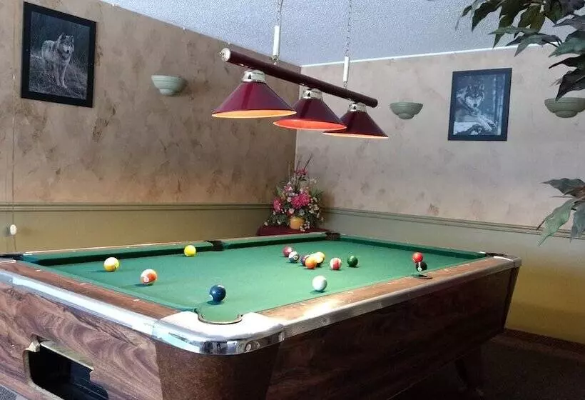 Отель Travel Inn Hearst