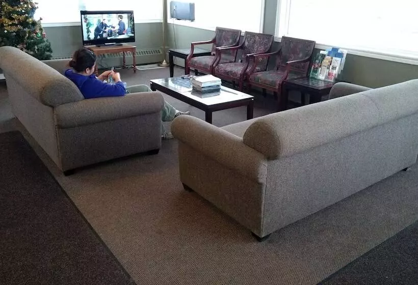 Отель Travel Inn Hearst