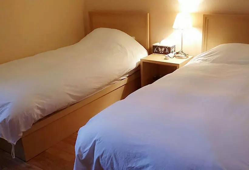 Hotell Jeonju Tourist