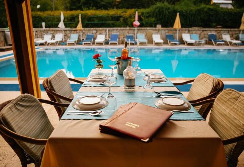 Canada Hotel & Bungalows