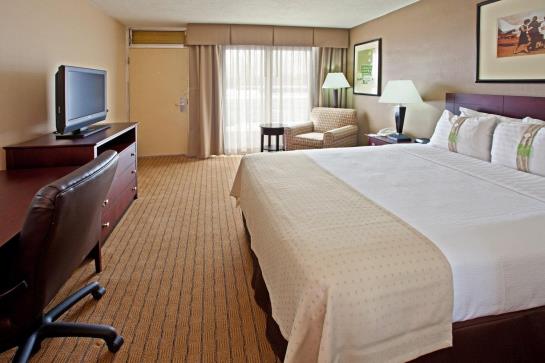 Clarion Hotel & Conference Center