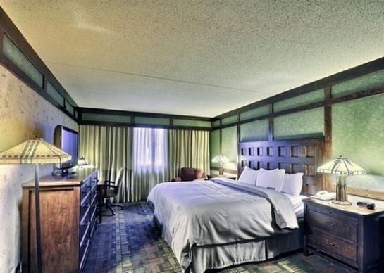 Clarion Hotel & Conference Center