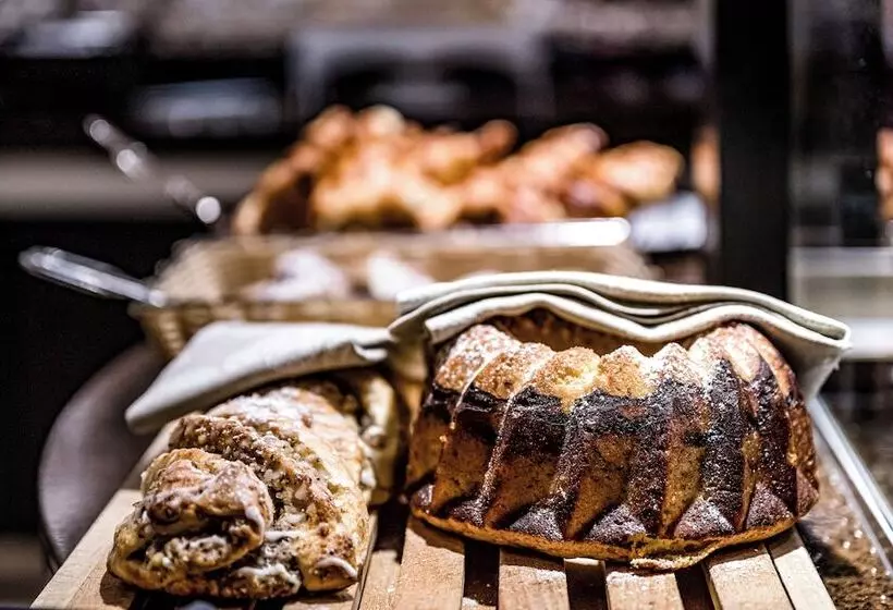 Отель Alpina Sölden   Adults Only