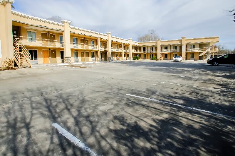 فندق Baymont By Wyndham Chocowinity/washington