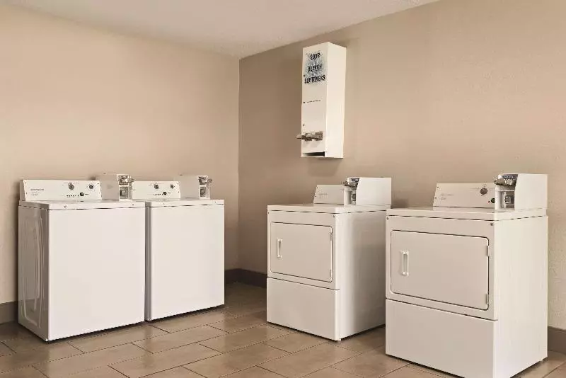 فندق Country Inn & Suites By Radisson, Erlanger Cincinnati South