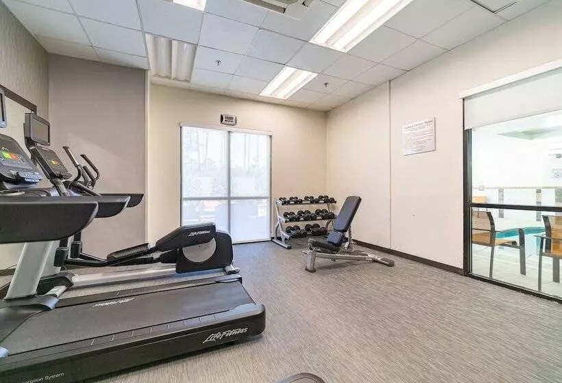 호텔 Courtyard Biloxi North/d'iberville