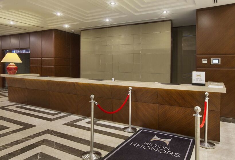 فندق Doubletree By Hilton Istanbul Avcilar