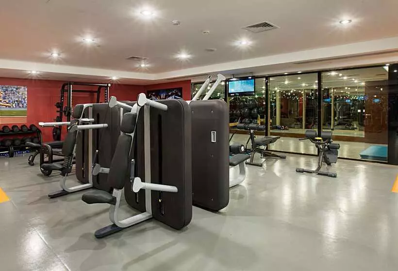 ホテル Doubletree By Hilton Istanbul Avcilar