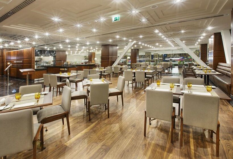 فندق Doubletree By Hilton Istanbul Avcilar