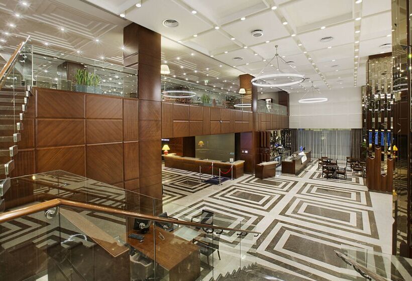 فندق Doubletree By Hilton Istanbul Avcilar