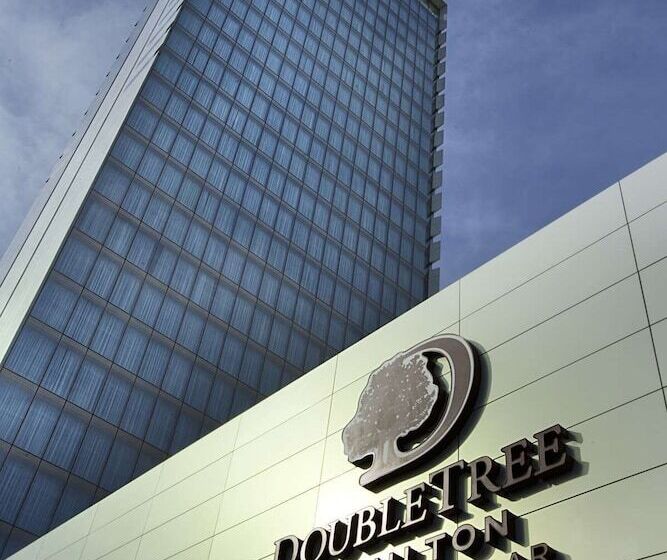 فندق Doubletree By Hilton Istanbul Avcilar