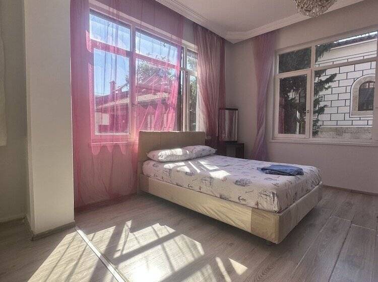 هتل Erkal Pension