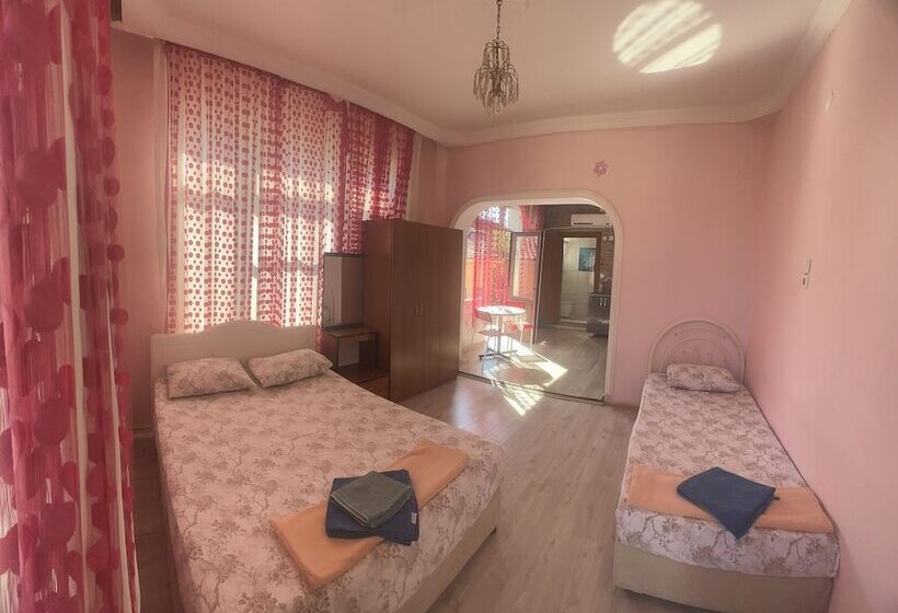 هتل Erkal Pension