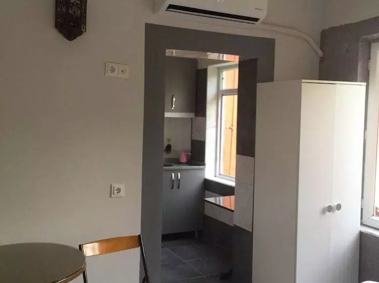 هتل Erkal Pension