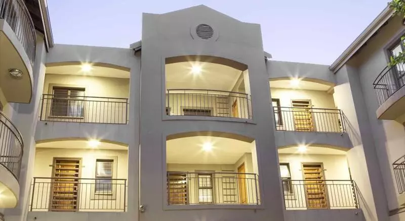 בית מלון כפרי Faircity Grosvenor Gardens