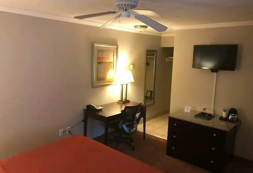 Отель Global Inn